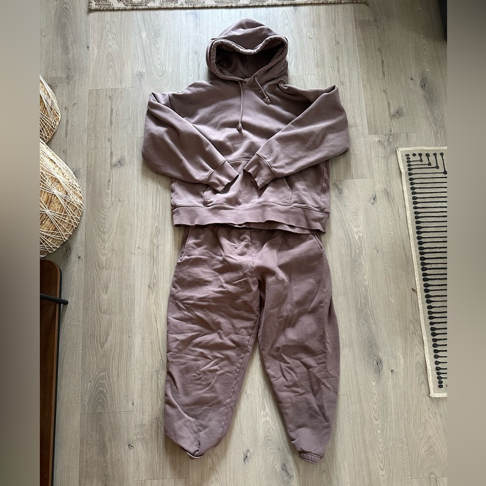 TNA Sweatsuit